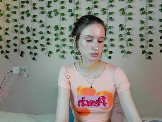 EllieRough live cam on BongaCams