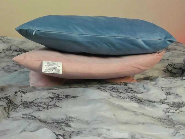 EllieRough live cam on BongaCams