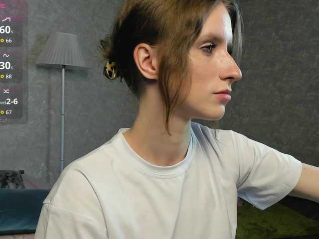 EllieRough live cam on BongaCams