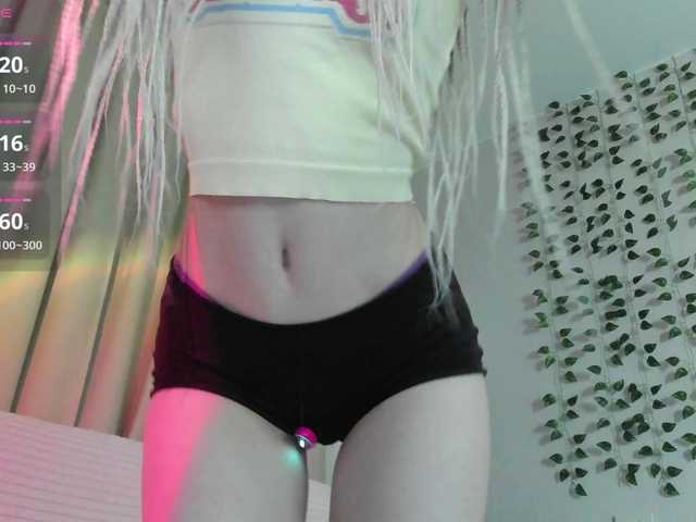 EllieRough live cam on BongaCams