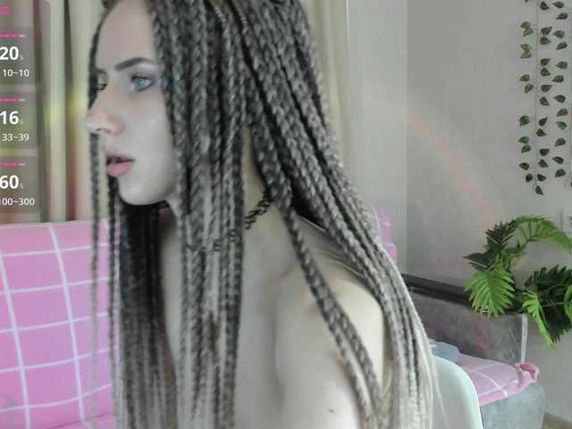 EllieRough live cam on BongaCams