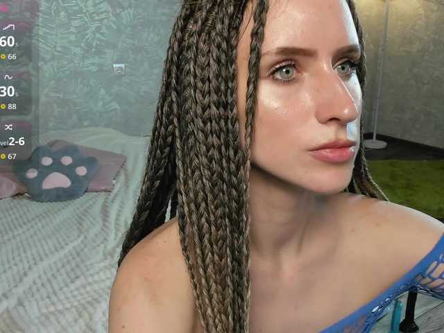EllieRough live cam on BongaCams