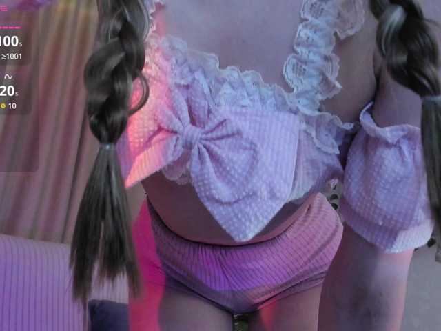 EllieRough live cam on BongaCams