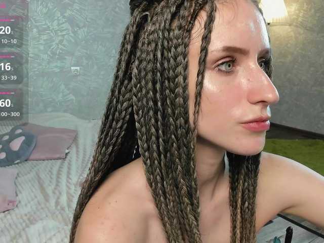 EllieRough live cam on BongaCams