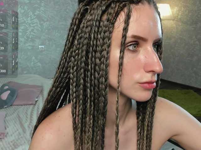 EllieRough live cam on BongaCams
