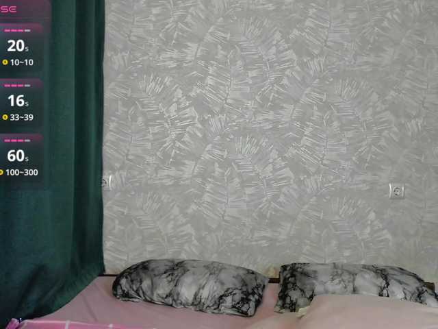 EllieRough live cam on BongaCams