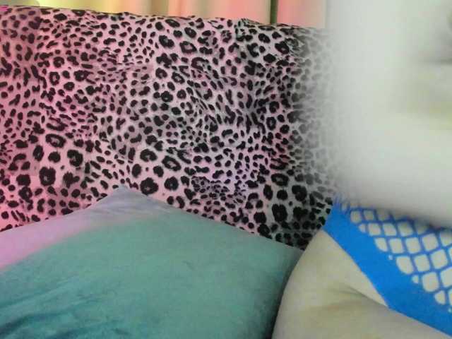 EllieRough live cam on BongaCams