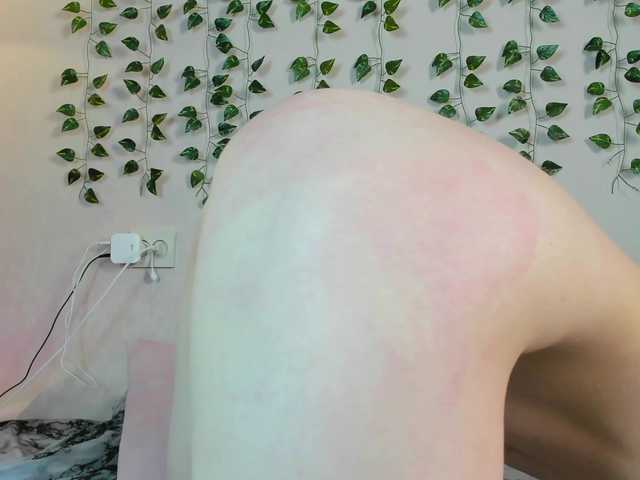 EllieRough live cam on BongaCams