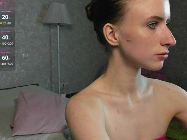EllieRough live cam on BongaCams