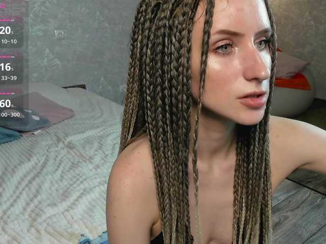 EllieRough live cam on BongaCams