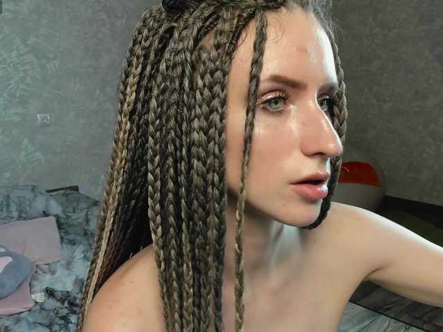 EllieRough live cam on BongaCams