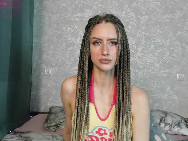 EllieRough live cam on BongaCams