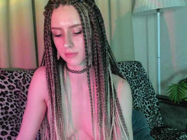 EllieRough live cam on BongaCams