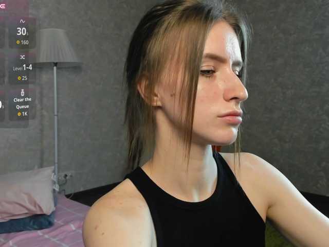 EllieRough live cam on BongaCams