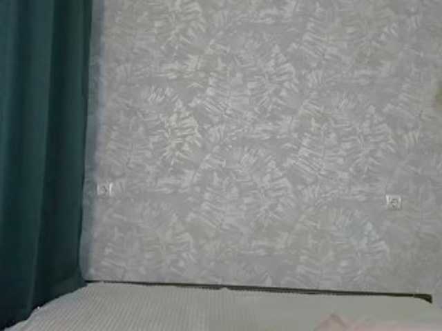 EllieRough live cam on BongaCams