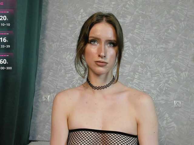 EllieRough live cam on BongaCams