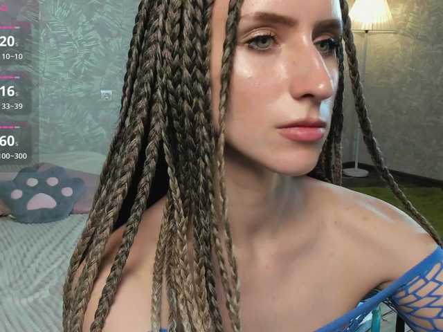 EllieRough live cam on BongaCams