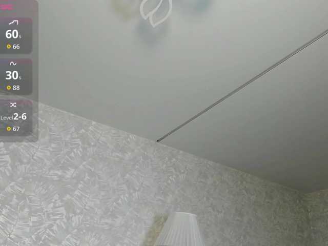 EllieRough live cam on BongaCams