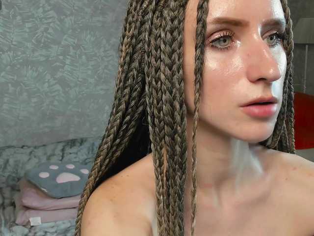 EllieRough live cam on BongaCams