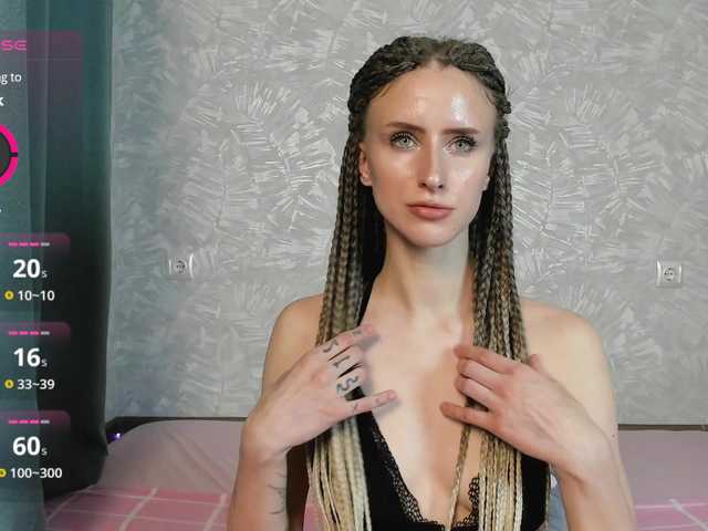 EllieRough live cam on BongaCams