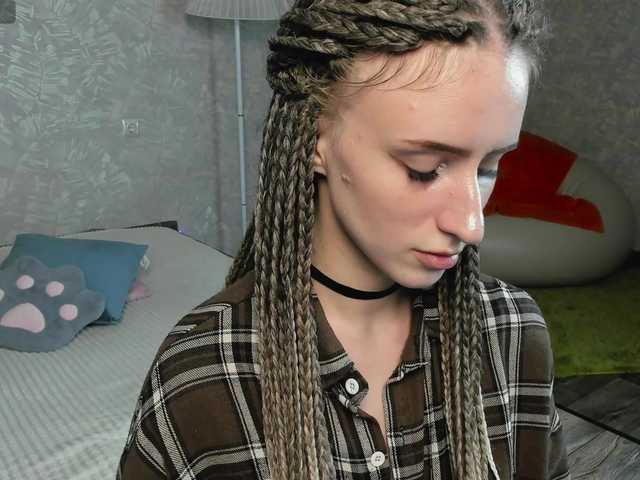 EllieRough live cam on BongaCams