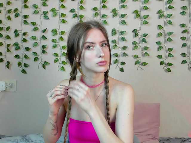 EllieRough live cam on BongaCams