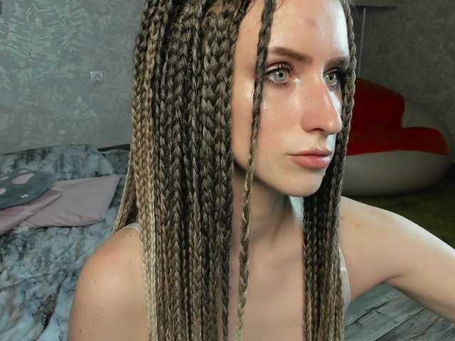 EllieRough live cam on BongaCams
