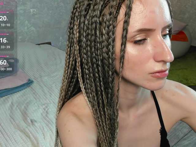 EllieRough live cam on BongaCams