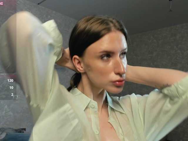 EllieRough live cam on BongaCams