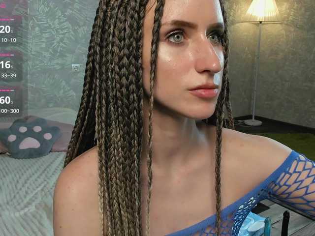 EllieRough live cam on BongaCams
