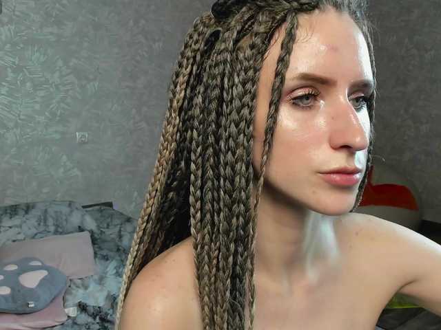 EllieRough live cam on BongaCams