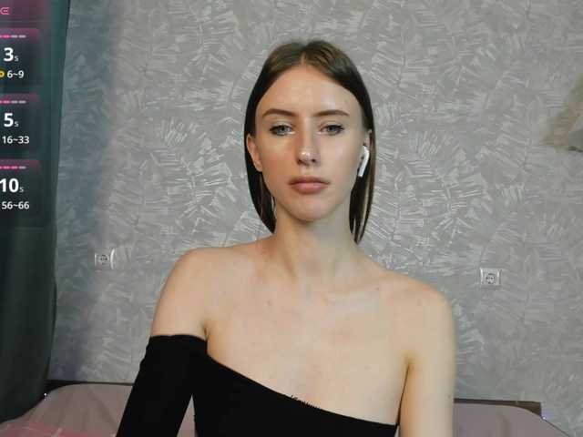 EllieRough live cam on BongaCams