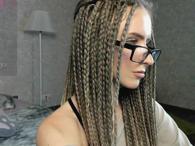 EllieRough live cam on BongaCams