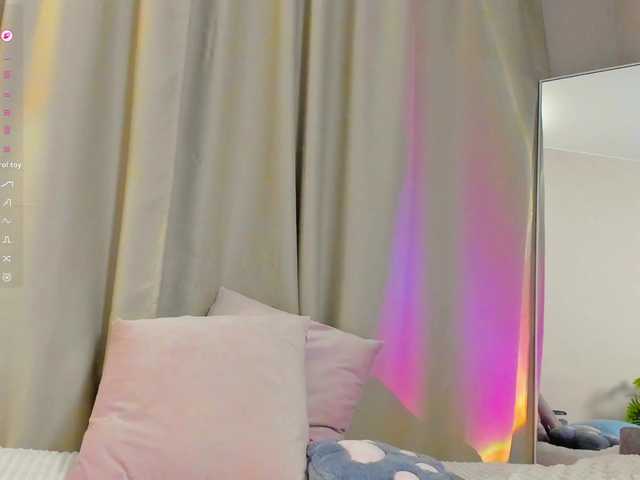 EllieRough's BongaCams show and profile