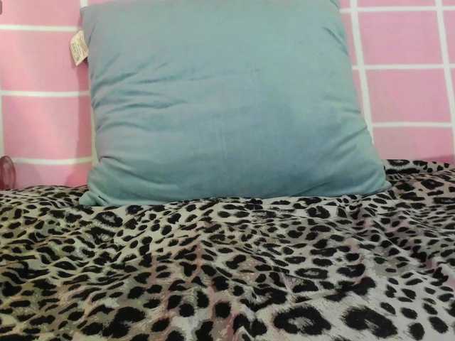 EllieRough live cam on BongaCams