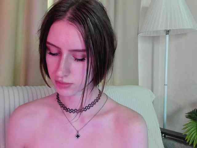 EllieRough Sex Cam Show
