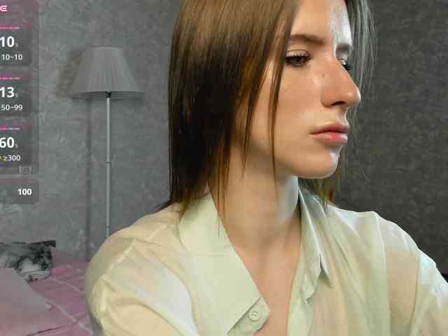 Model: EllieRough
