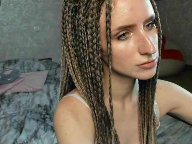 free live cam EllieRough