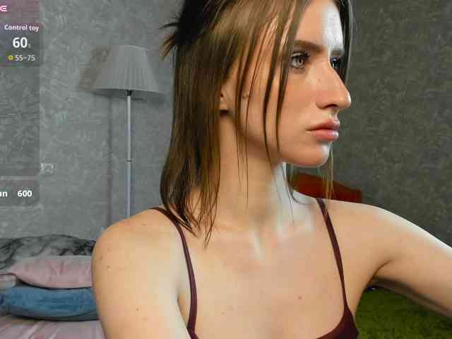 Model: EllieRough