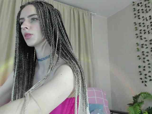 EllieRough webcam