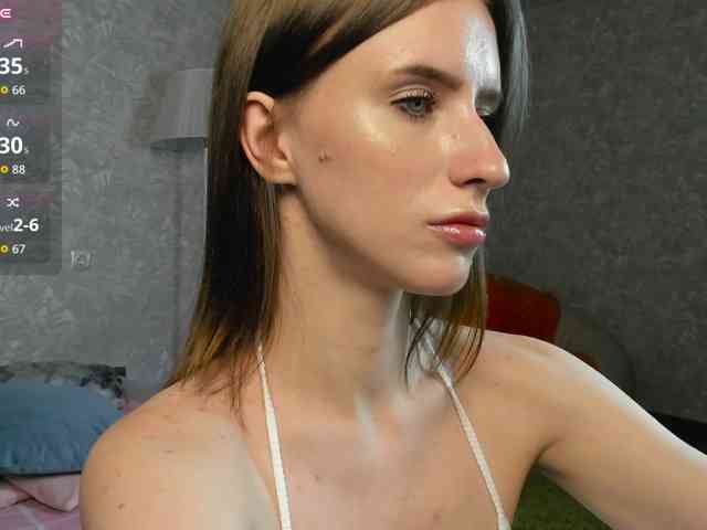 Model: EllieRough