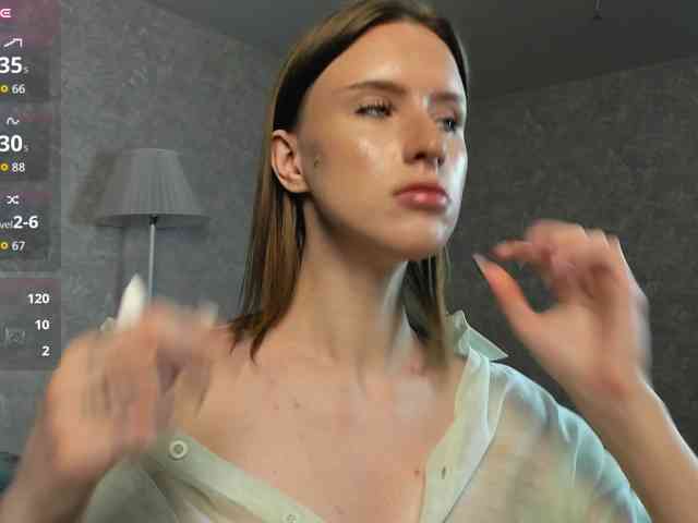 Model: EllieRough