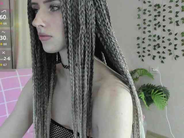 EllieRough webcam