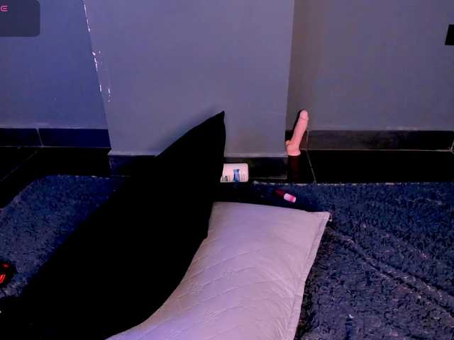 Dulcetentacion-01's BongaCams show and profile