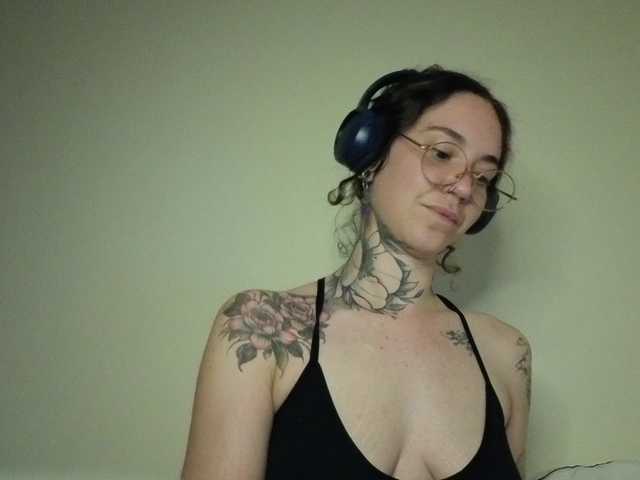 Sakura-Honey live cam on BongaCams