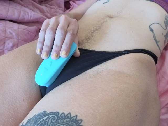 Sakura-Honey's BongaCams show and profile