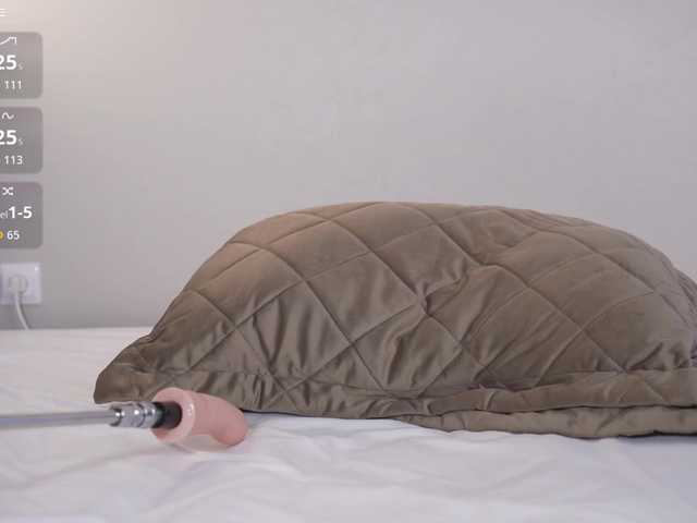 Karollovea's BongaCams show and profile