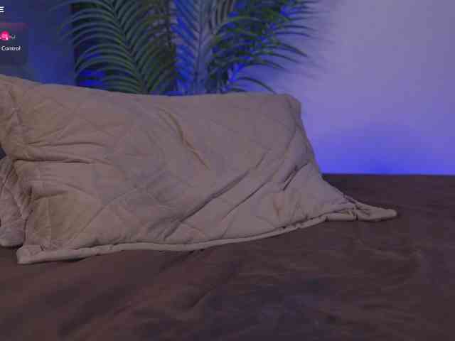 Karollovea Sex Cam Show