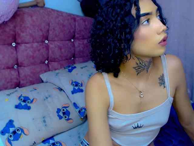 Darianna-Atehortua Sex Cam Show