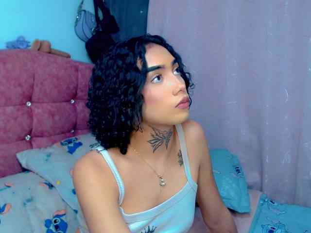 Darianna-Atehortua Sex Cam Show